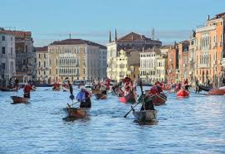 Venice: Epiphany Regatta - Dream of Italy