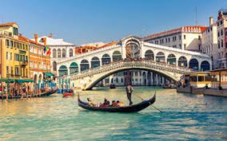 Venice: Epiphany Regatta